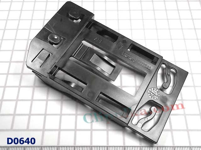 Uchwyt grilla LEWY Volkswagen Crafter - D0640 