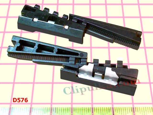 Сlips fastening of the roof molding Mercedes E-Klass W211 - D576
