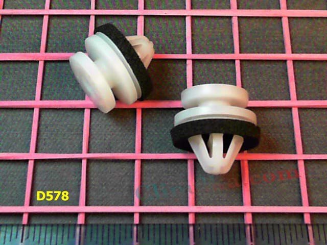 Spinki mocowania ozdobnej nakładki na zewnętrznym lusterku Mercedes Sprinter - D578