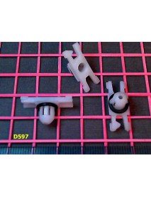 Spinki mocowania poszerzeń błotników Mercedes - D597