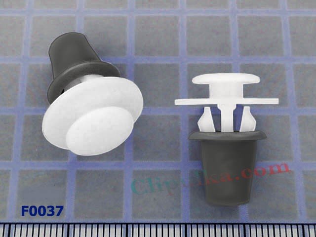 Пистоны крепления боковой листвы Audi Q5 - F0037