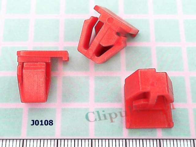 Clip mounting pads overlay front fender Honda CR-V - J0108