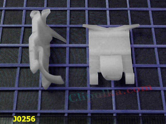 Spinki do mocowania listwy górnej bocznej Hyundai ELANTRA - J0256