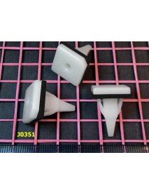 Rocker panel molding clips Mitsubishi ASX - J0351