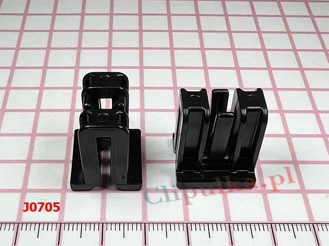 Clips of strip for water drainage under the windshield Nissan NOTE  - J0705