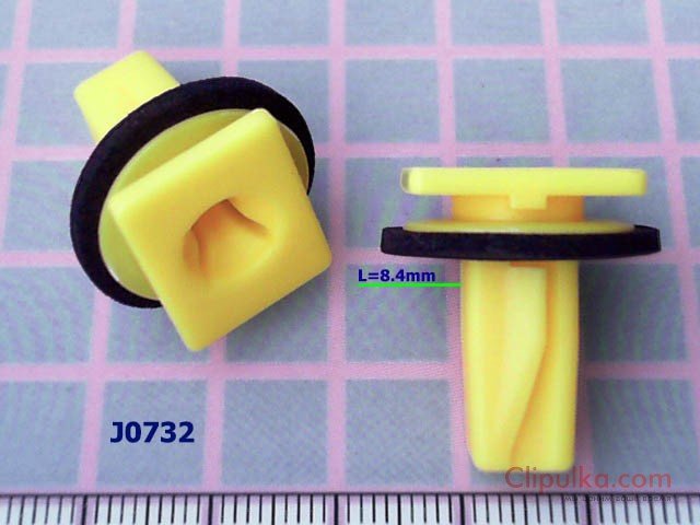 Kostka montażowa mocowanie zderzków L=(8.4X8.4)mm - J0732