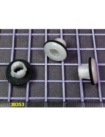 Rocker panel molding clips, side moldings clips, fender extensions clips Nissan - J353