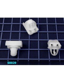 Spinki mocowania listwy bocznej Volvo 940 - S0029