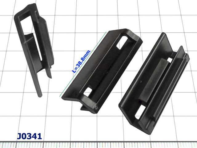 5611530100 Holder Windshield Molding Toyota