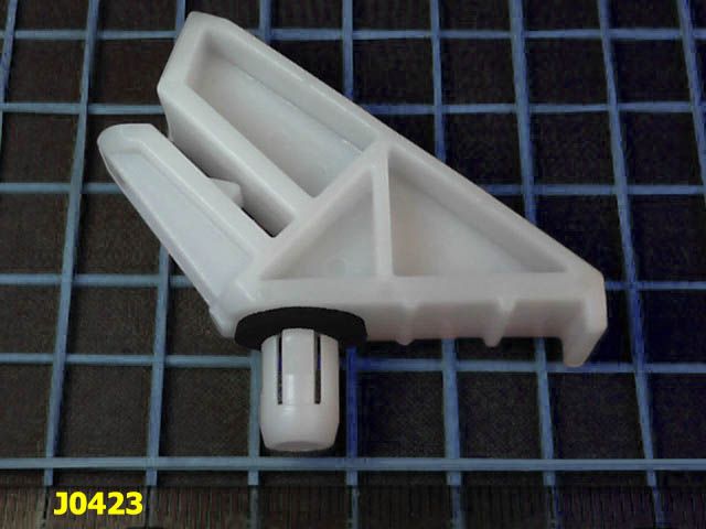 Clip Mounting Pads Overlay Fender Nissan Patrol(Gr) 63848VD300